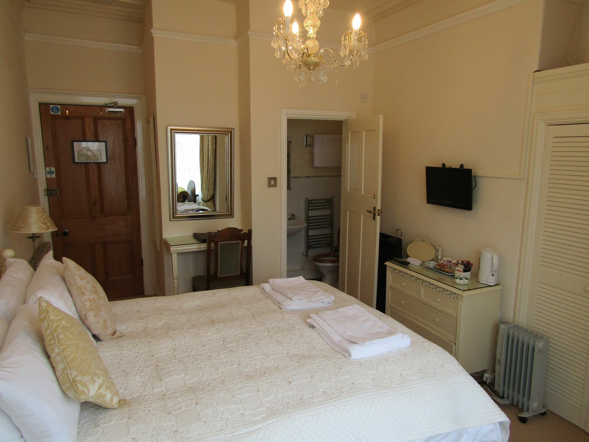 Hotel Harringtons At 14 Llandudno Exterior foto