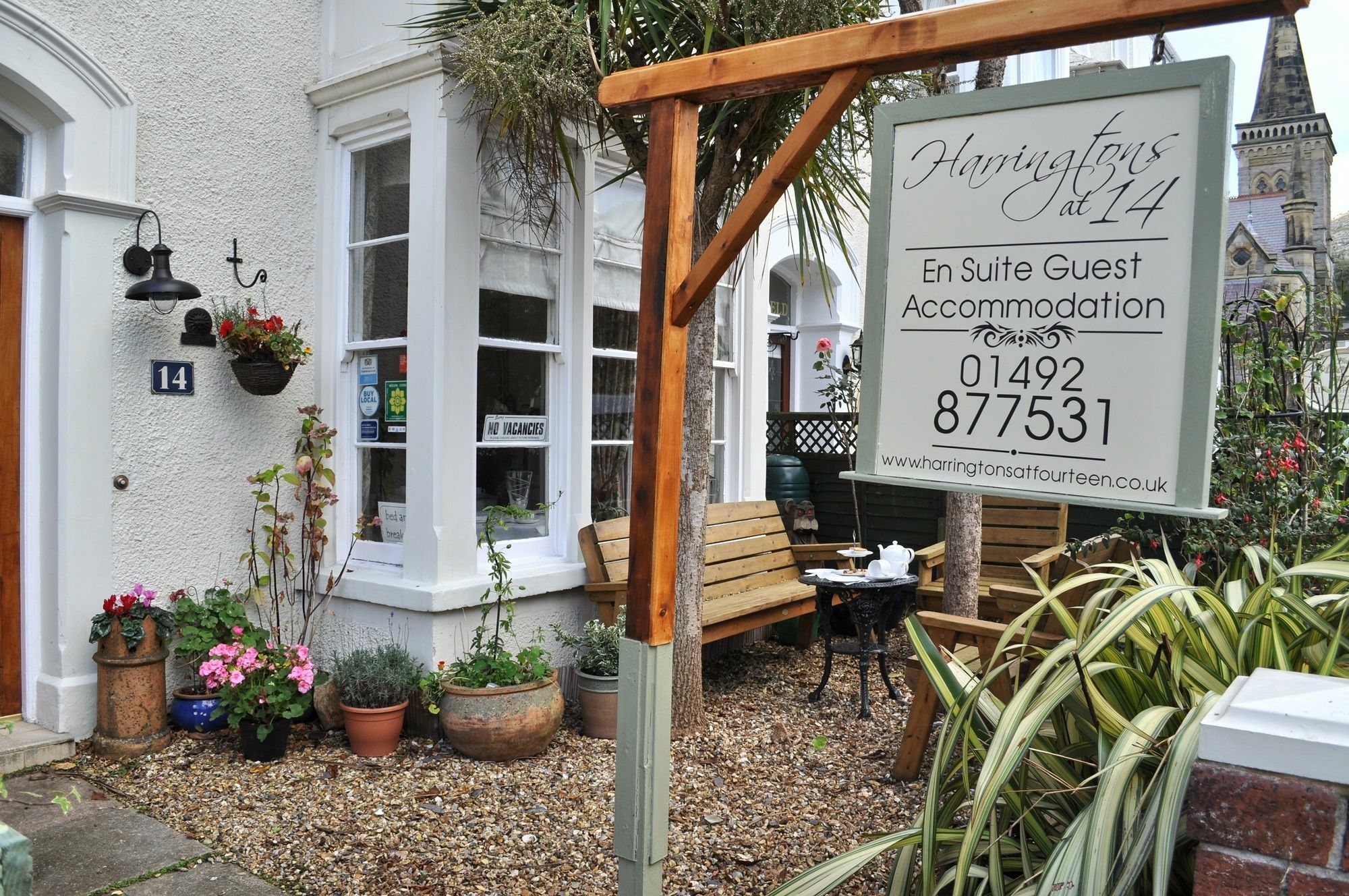 Hotel Harringtons At 14 Llandudno Exterior foto
